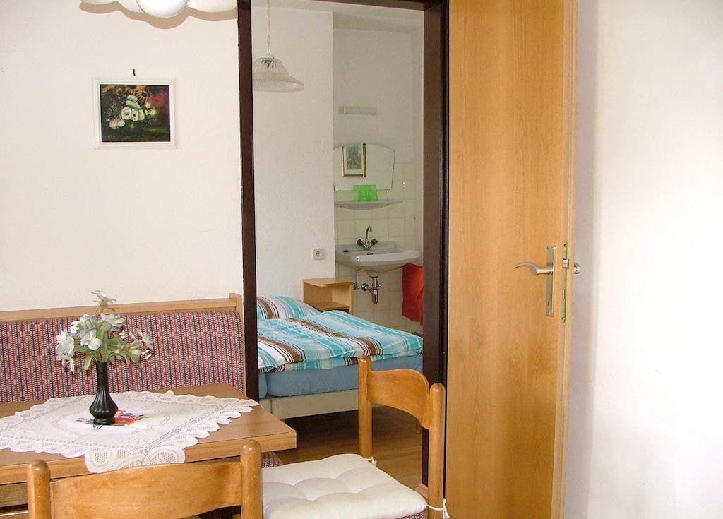 Pension Weiss Drobollach am Faakersee Værelse billede